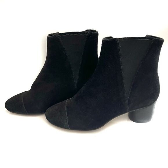 Rebecca Minkoff Izette Black Suede Cylinder 2 Inch Heel Ankle Boot - 6M - Picture 5 of 7